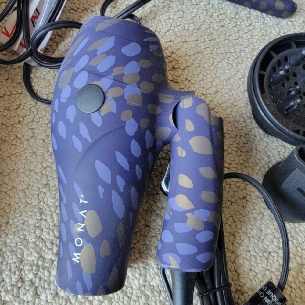Monat Travel Hair Dryer And Flat Iron Set - Picture 2 of 5